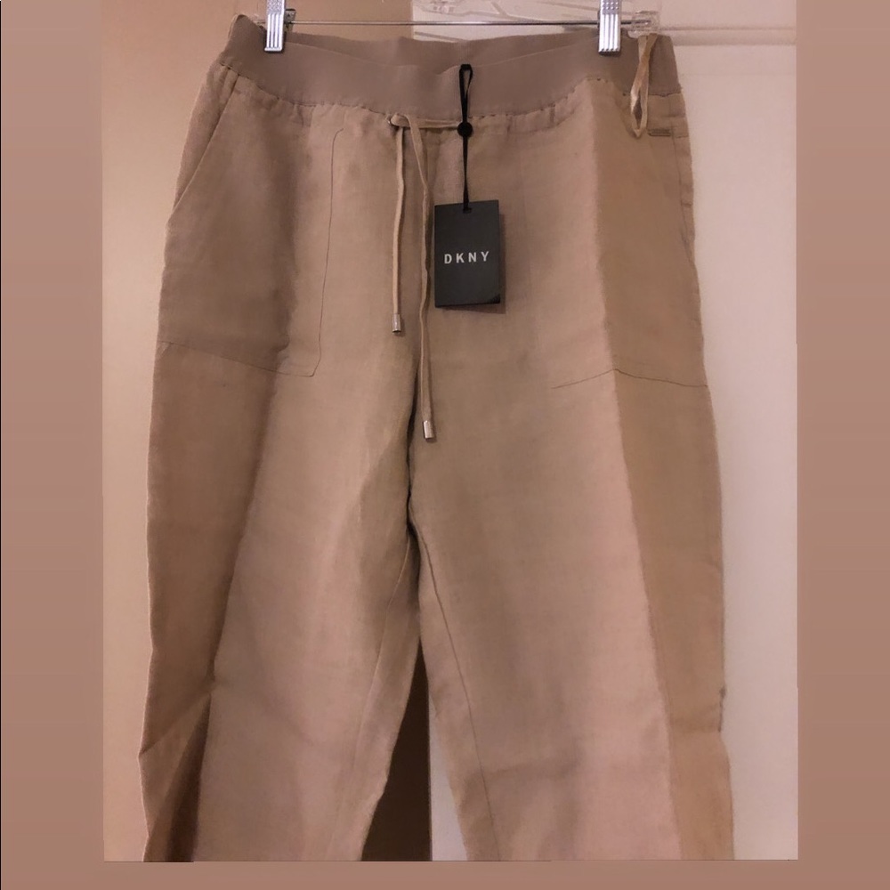 DKNY khaki crop pants